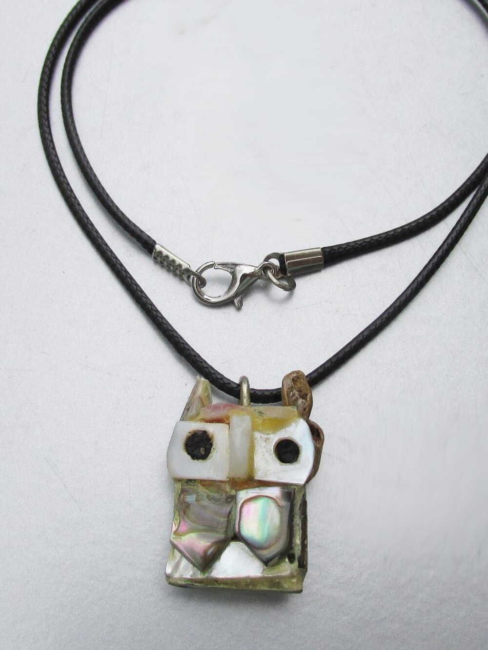 Vintage HandMade Abalone Shell OWL Pendant Black Cord Unisex Necklace